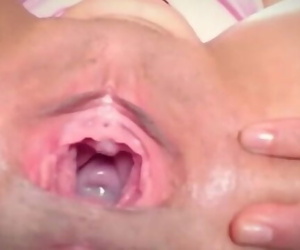 colombian_zoel_gapes_her_pus..