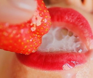fraises Avec cum cream...